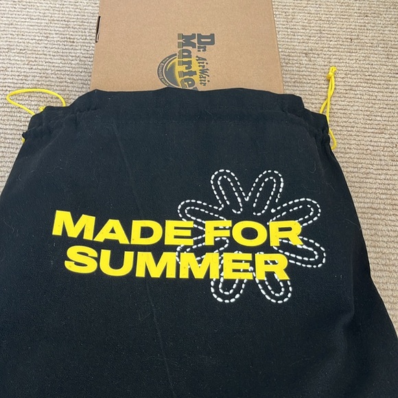 Dr. Martens Quad Retro platform shoe - Picture 8 of 8